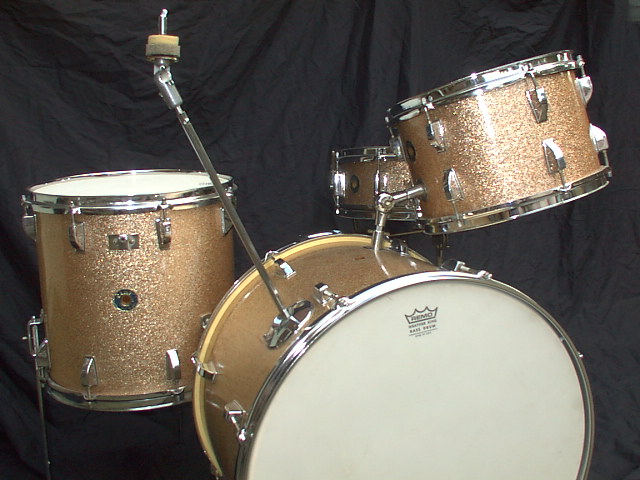 http://www.coopersvintagedrums.com/misc/Image133.jpg